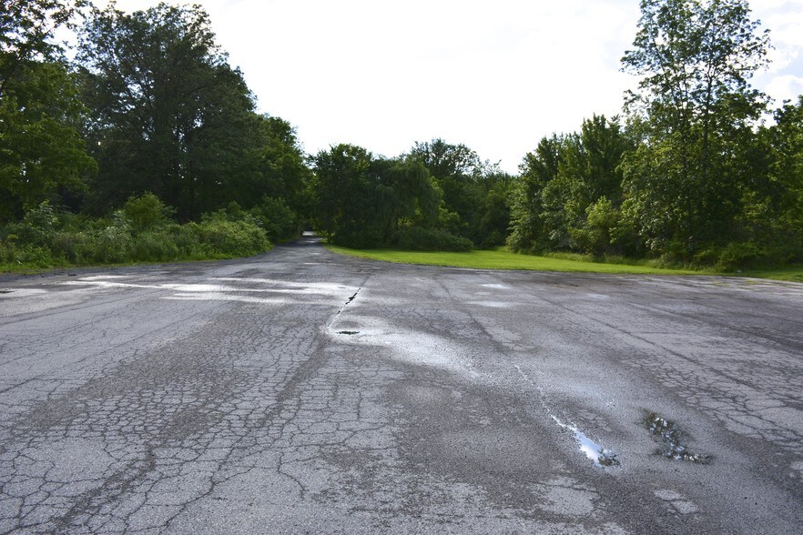 More Photos Of 63 Railroad Ave, Wallkill Warehouse For Sale