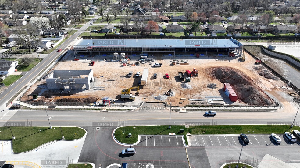 More Photos Of 3444 W Sunshine St, Springfield Storefront For Lease