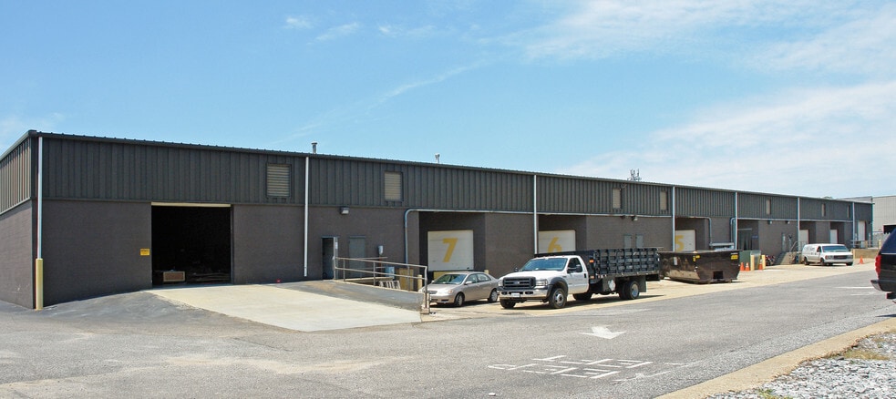 More Photos Of 4855 Brookside Ct, Norfolk Light Distribution For Lease