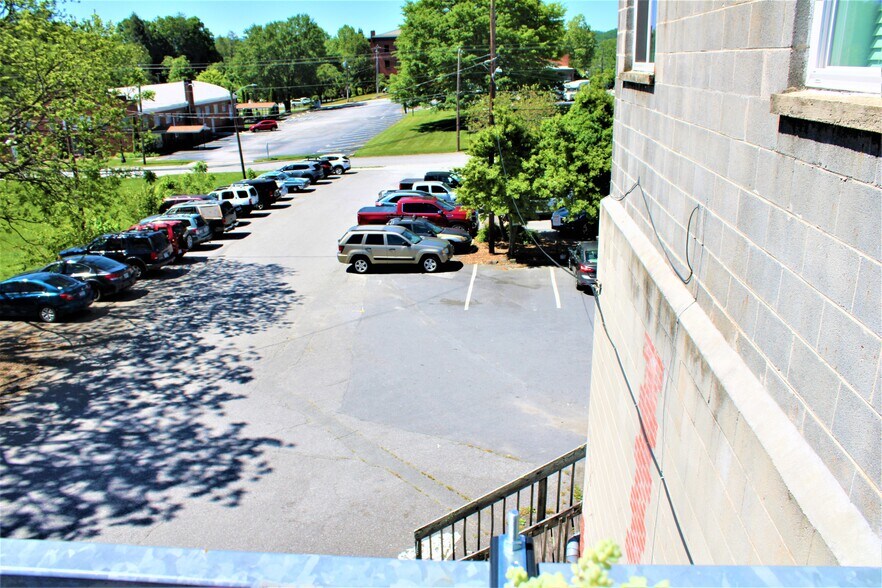 More Photos Of 84 E Main St, Brevard Storefront Retail Residential For Sale