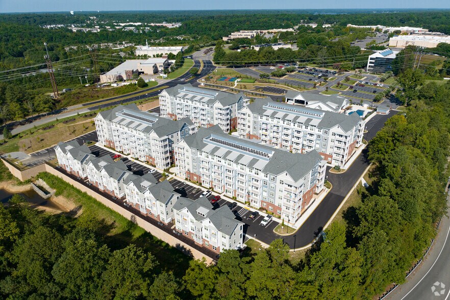 More Photos Of 5401 Commonwealth Centre Pky, Midlothian Apartments For Sale