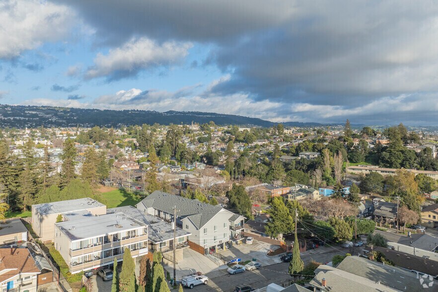 More Photos Of 4124 Lyon Ave, Oakland Apartments For Sale