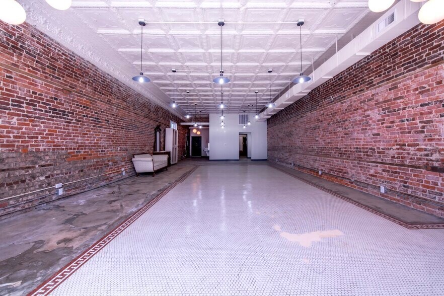 More Photos Of 130 N Arendell Ave, Zebulon Storefront Retail Office For Sale