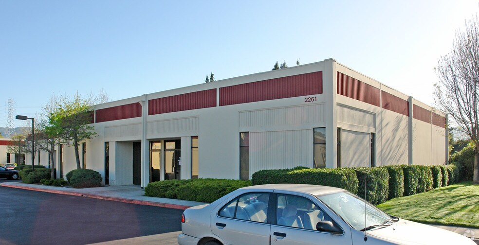 More Photos Of 2261 Fortune Dr, San Jose Flex For Sale