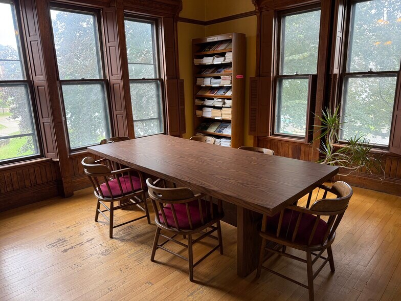More Photos Of 16 Claremont St, Worcester Specialty For Sale
