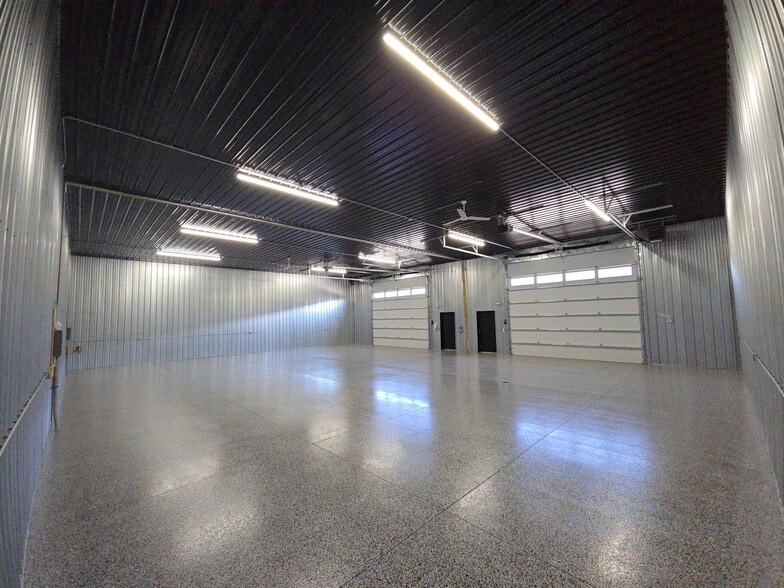 More Photos Of 47795 Van Donge St, Sioux Falls Industrial For Sale