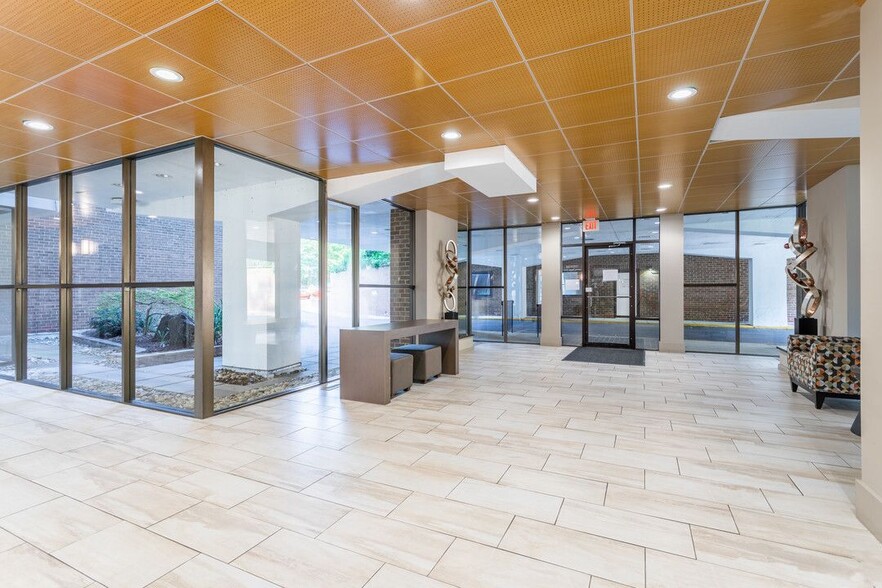 More Photos Of 8150 Lakecrest Dr, Greenbelt Apartments For Sale