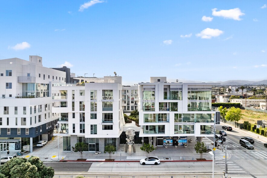More Photos Of 1550 Lincoln Blvd, Santa Monica Apartments For Lease