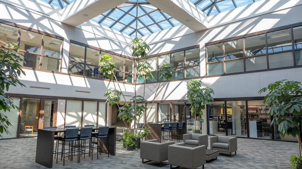 More Photos Of 2851 High Meadow Cir, Auburn Hills Office For Lease