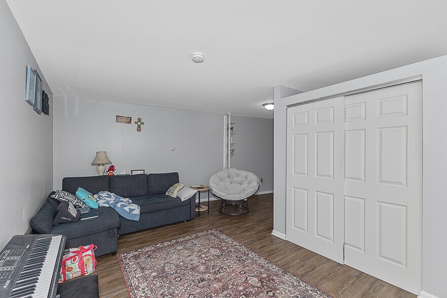 More Photos Of 9481 Reading Rd, Cincinnati Apartments For Sale