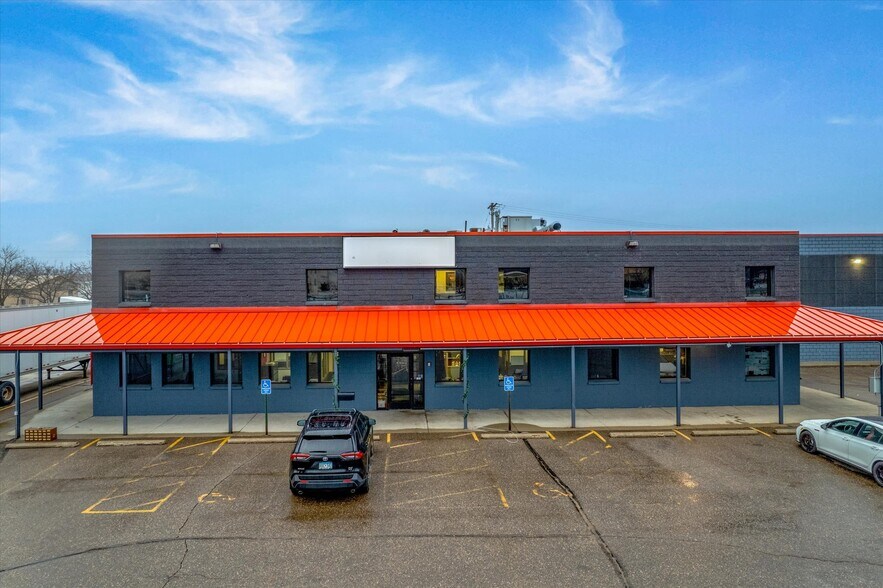 More Photos Of 424 Farwell Ave, South Saint Paul Truck Terminal For Sale