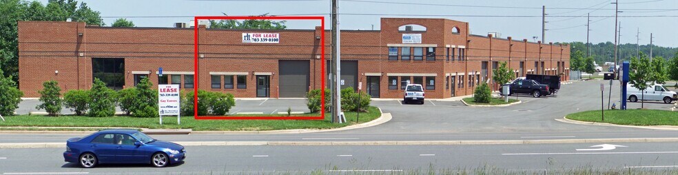 More Photos Of 9821-10488 Godwin Ct, Manassas Warehouse For Lease