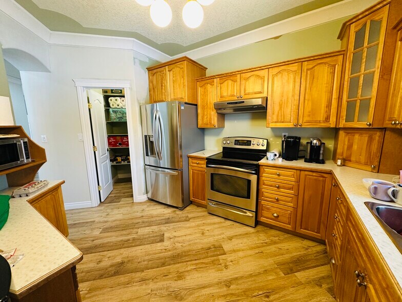 More Photos Of 722003 Range Road 53, Grande Prairie County No 1 Warehouse For Sale