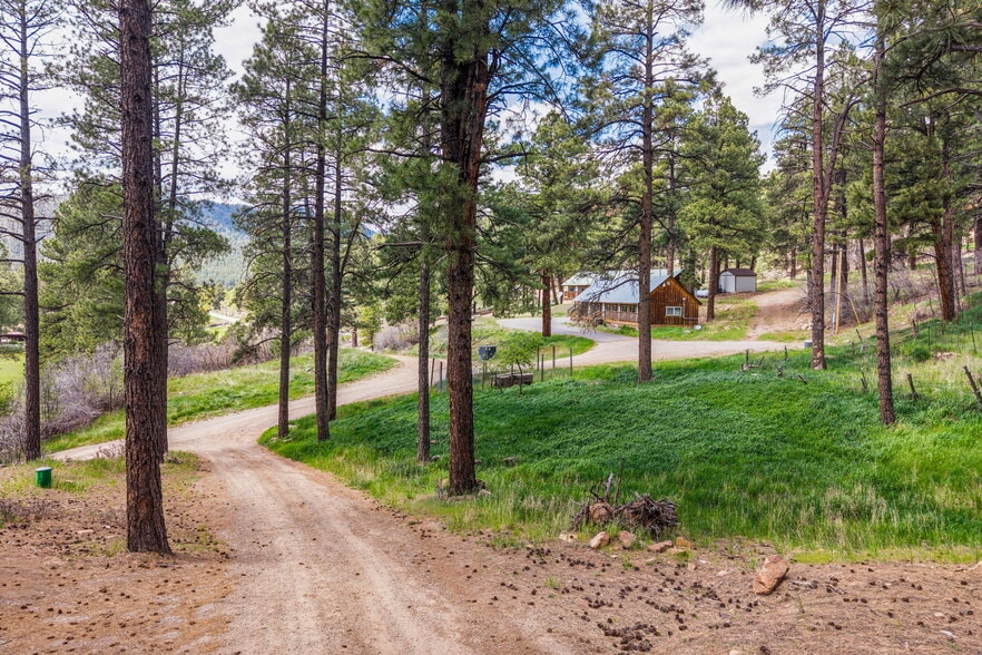 More Photos Of 7100 County Road 501, Bayfield Lodge Meeting Hall For Sale