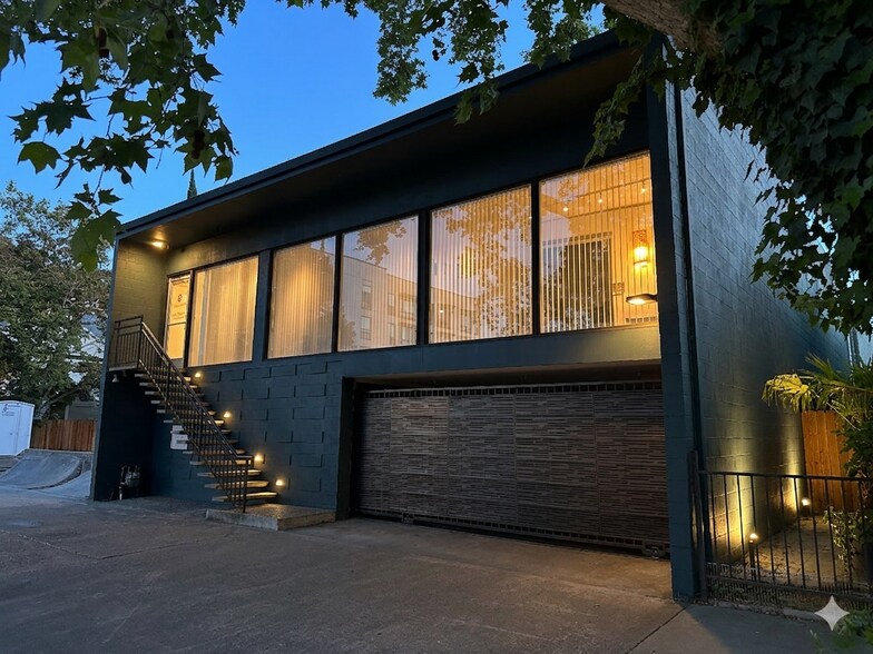 More Photos Of 1912 F St, Sacramento Office For Lease