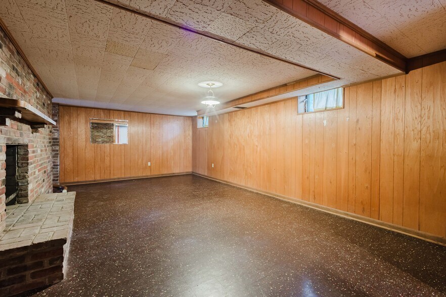 More Photos Of 3025 Breckenwood Dr, Lexington Multifamily For Sale