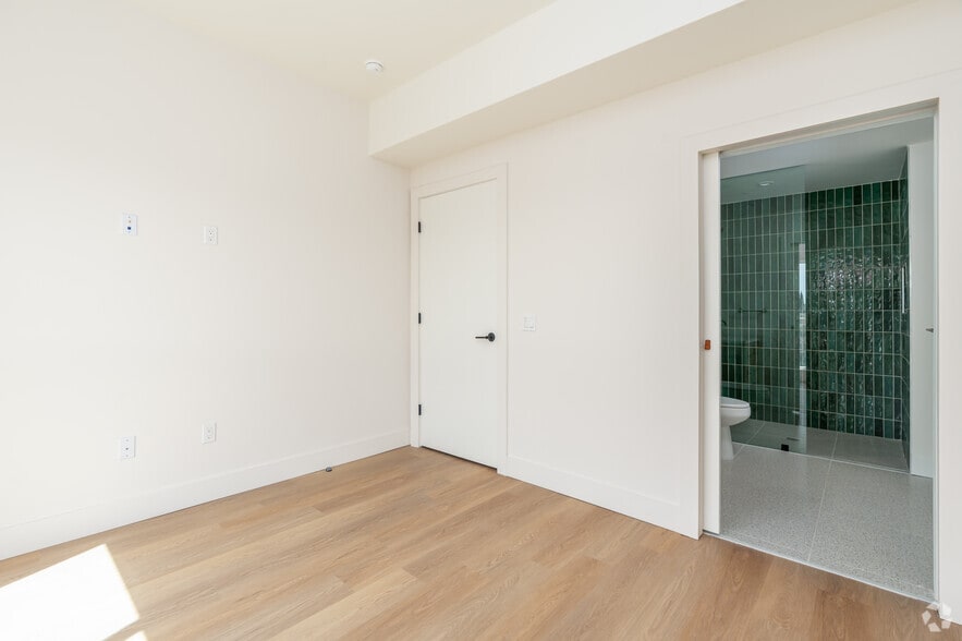 More Photos Of 611 N Virgil Ave, Los Angeles Apartments For Lease