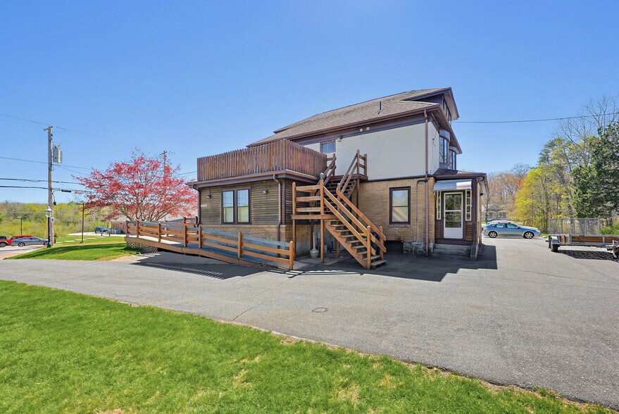 More Photos Of 1496 Victory Hwy, Oakland Flex For Sale