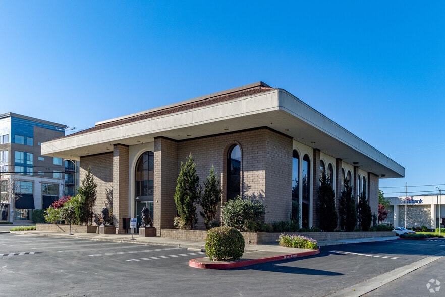 More Photos Of 554 San Antonio Rd, Mountain View Office For Lease