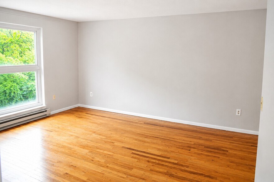 More Photos Of 650-660 Straight St, Cincinnati Apartments For Sale