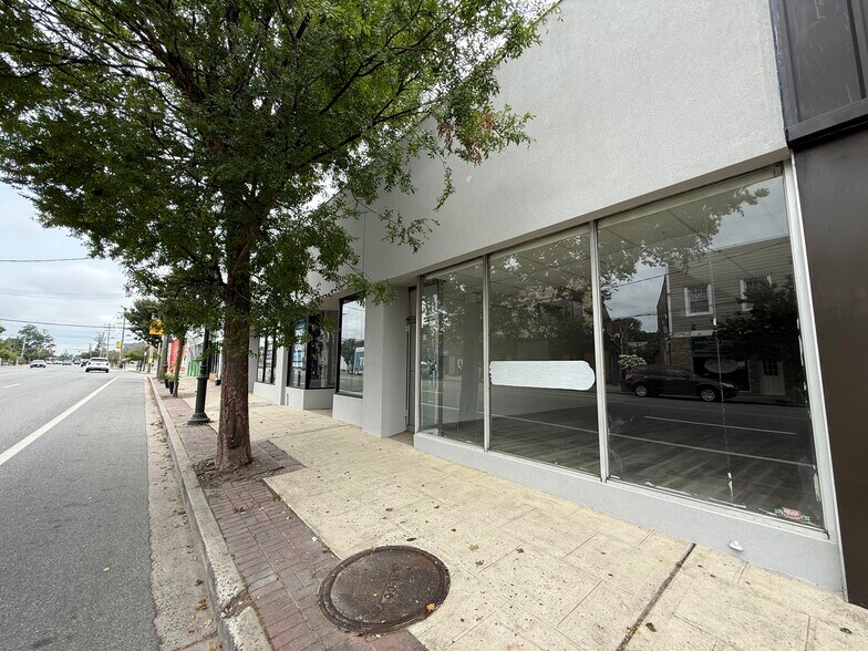 More Photos Of 814-850 Merrick Rd, Baldwin Storefront For Lease