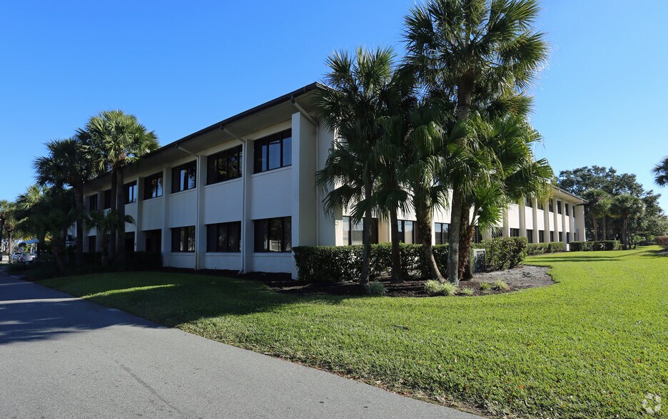 More Photos Of 1025 S Semoran Blvd, Winter Park Unknown For Lease