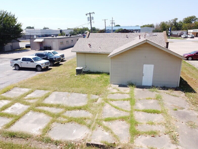 More Photos Of 4527 Stonewall St, Greenville Medical For Sale