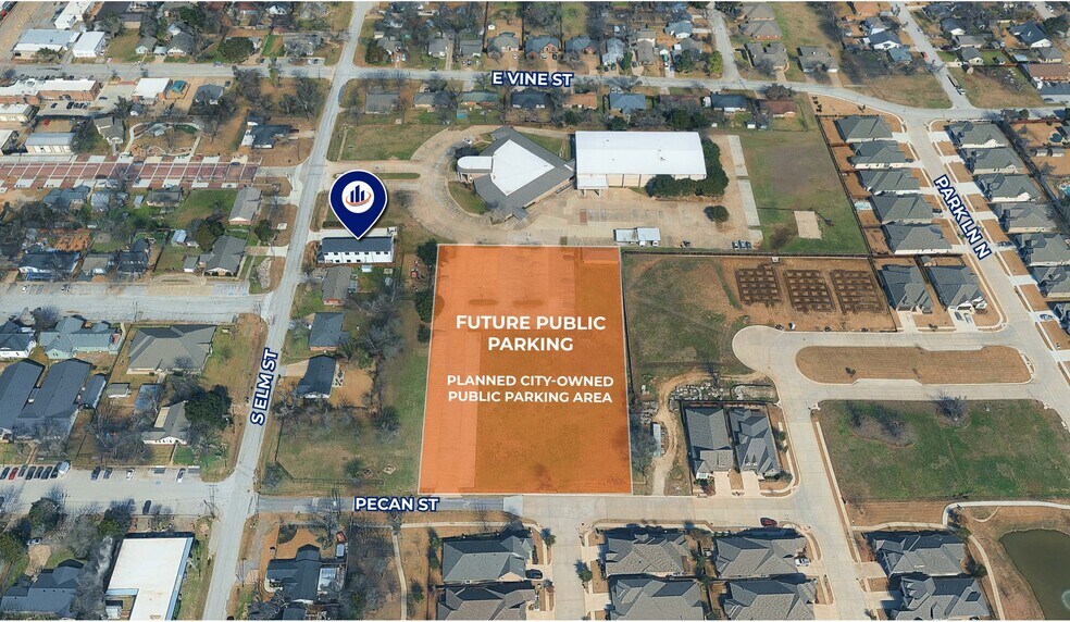 More Photos Of 207 S Elm St, Keller Storefront Retail Office For Sale
