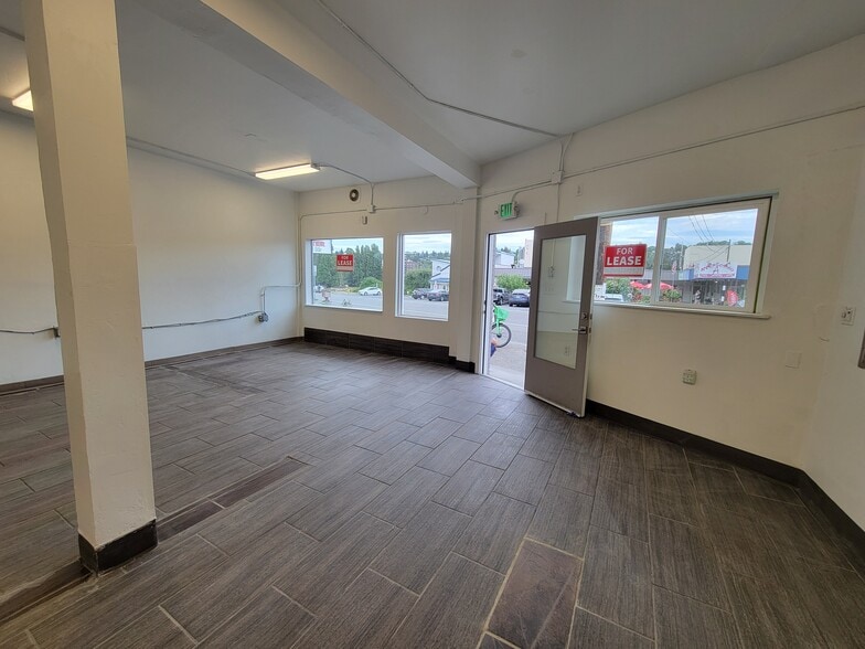 More Photos Of 2809 Thorndyke Ave W, Seattle General Retail For Sale