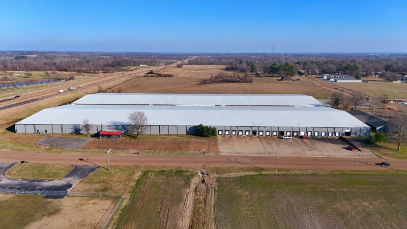 More Photos Of 600 E Sherwood Dr, Union City Distribution For Lease
