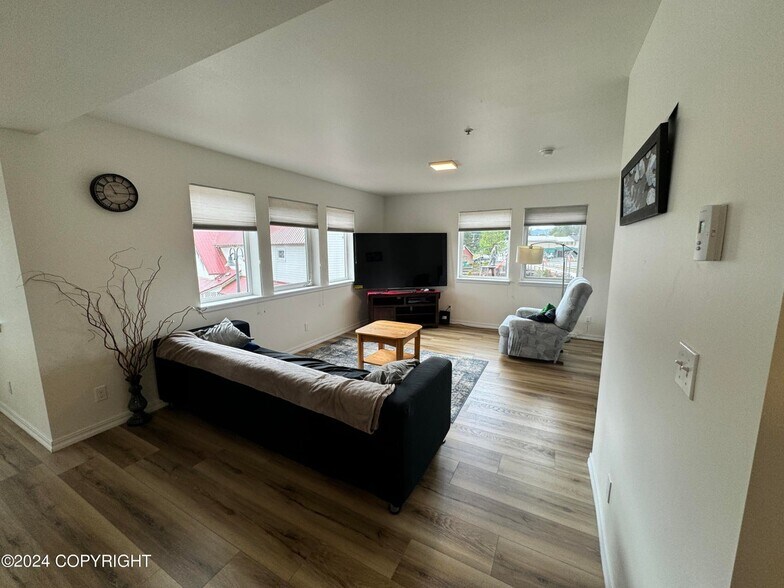 More Photos Of 22 S Sing Lee Aly, Petersburg Apartments For Sale