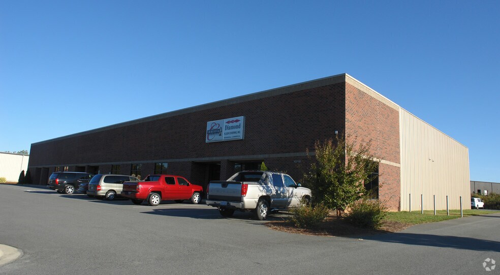 More Photos Of 1010 Van Buren Ave, Indian Trail Light Distribution For Lease