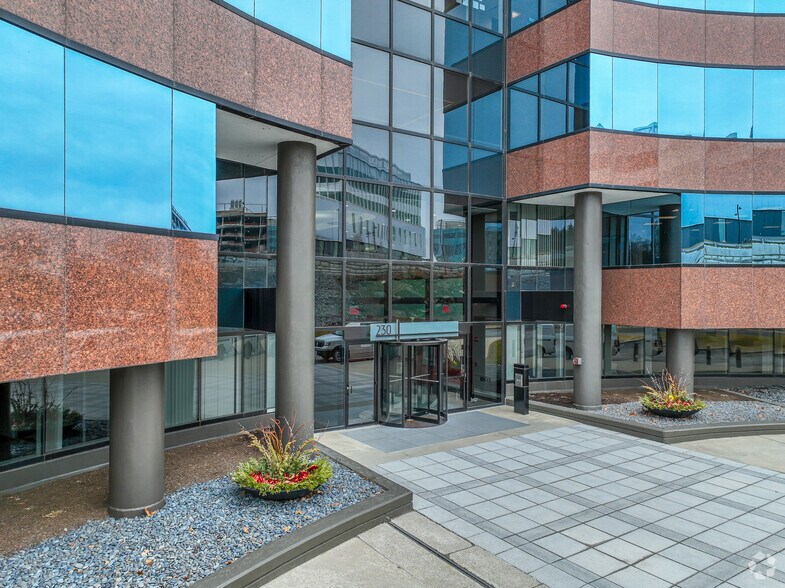 More Photos Of 230 Third Ave, Waltham Office For Lease