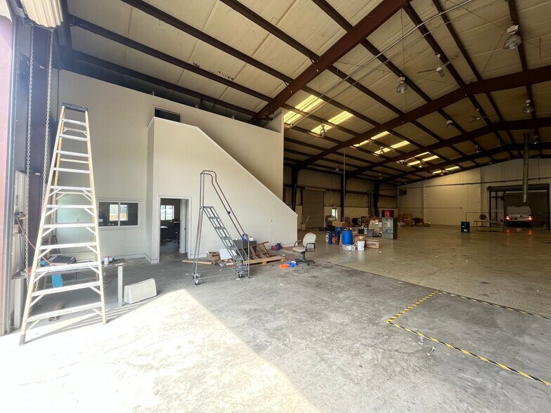 More Photos Of 257 Confederate Ave, Jasper Warehouse For Lease