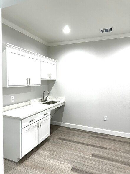 More Photos Of 7912 Preston Road, #1001 Preston Hickory Office Park, Frisco Medical For Lease