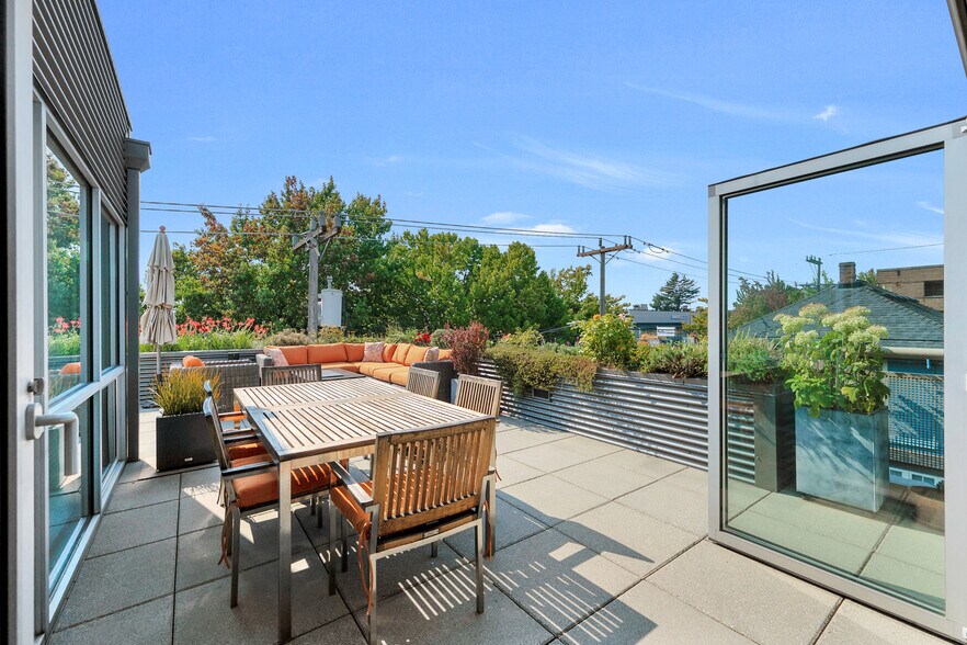 More Photos Of 160 Roy St, Seattle Office Residential For Sale
