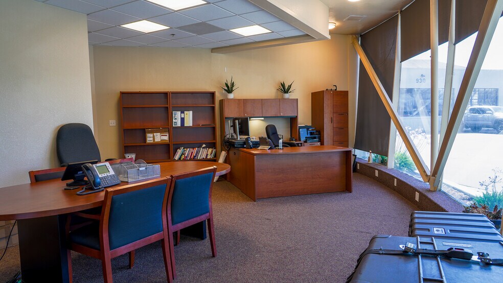 More Photos Of 930 S A St, Santa Rosa Freestanding For Lease