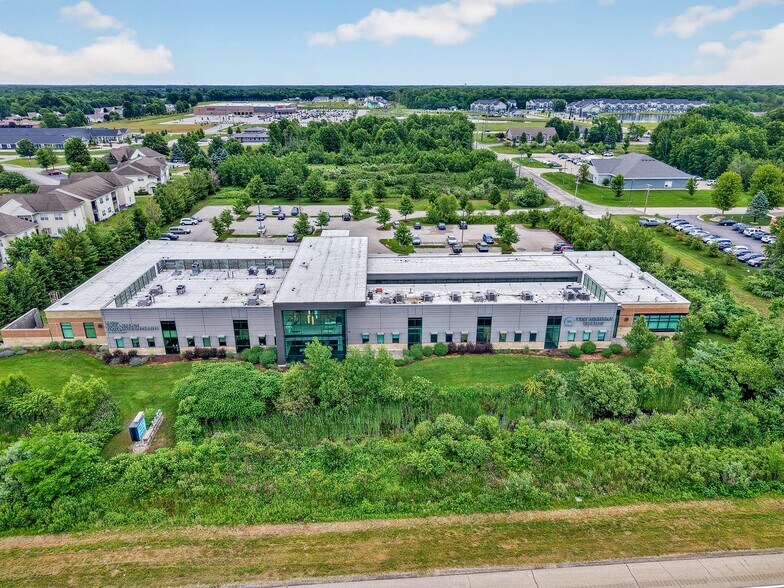 More Photos Of 1450 Farr Rd, Norton Shores Medical For Lease