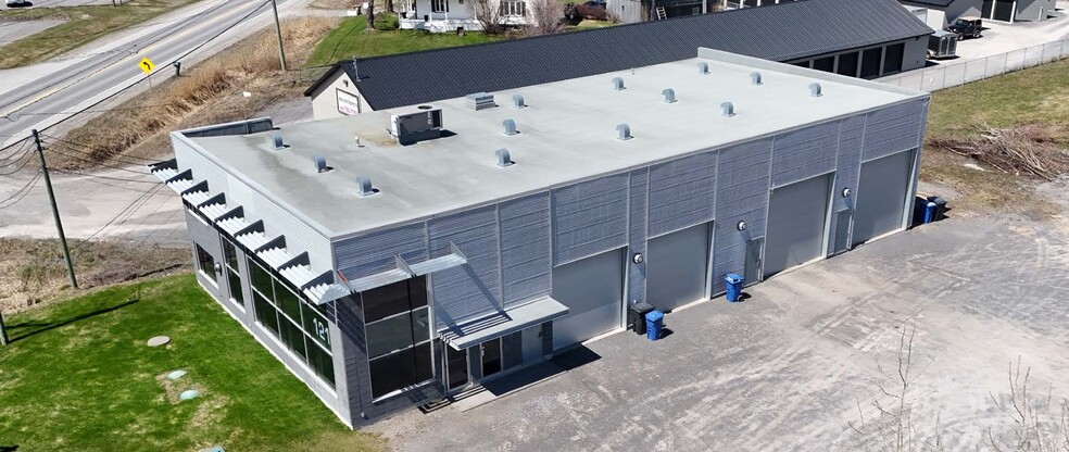 Primary Photo Of 121 Rte 158, Saint-Thomas Flex For Lease