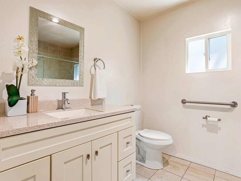 More Photos Of 1825 Altivo Way, Los Angeles Multifamily For Sale