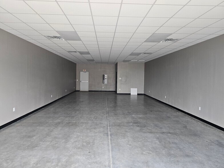 More Photos Of 4201 S Fort Hood St, Killeen Freestanding For Lease
