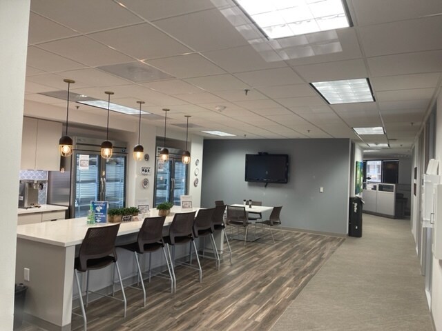 More Photos Of 14901 Quorum Dr, Dallas Office For Lease