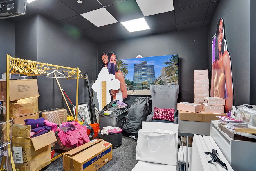 More Photos Of 18851 NE 29th Ave, Aventura Coworking Space