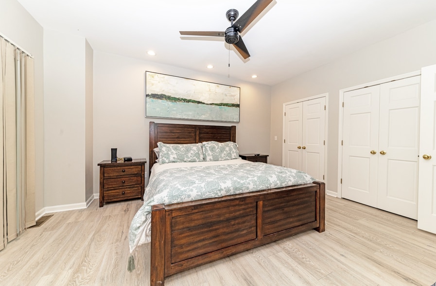 More Photos Of 165 Lakeshore Ln, Counce Hotel For Sale
