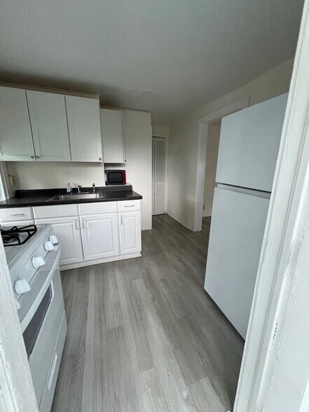 More Photos Of 329 N K St, Lake Worth Apartments For Sale