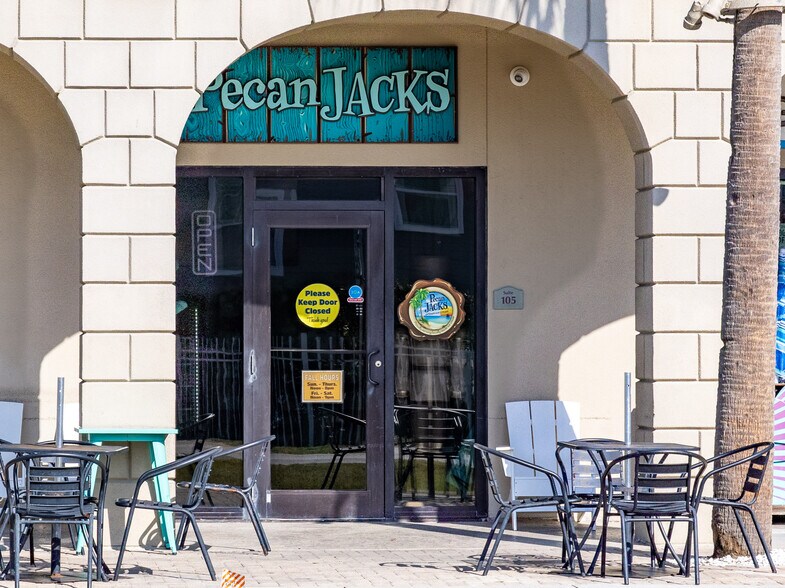 More Photos Of 4368 W County Highway 30A, Santa Rosa Beach Apartments For Sale