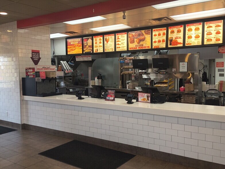 More Photos Of 2000 Sycamore Rd, Dekalb Fast Food For Lease