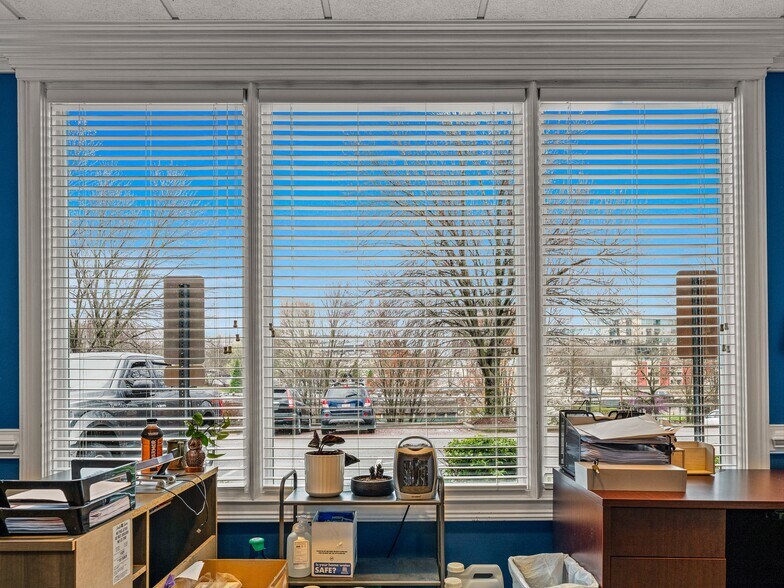 More Photos Of 77 Central Ave, Asheville Office For Sale