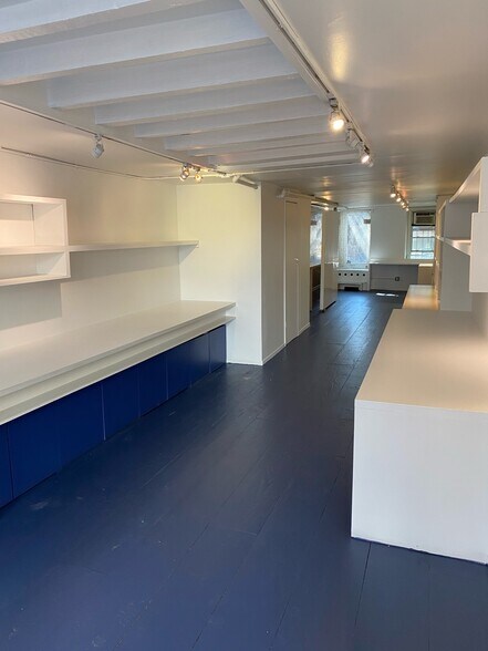 More Photos Of 35 E 1st St, New York Apartments For Lease