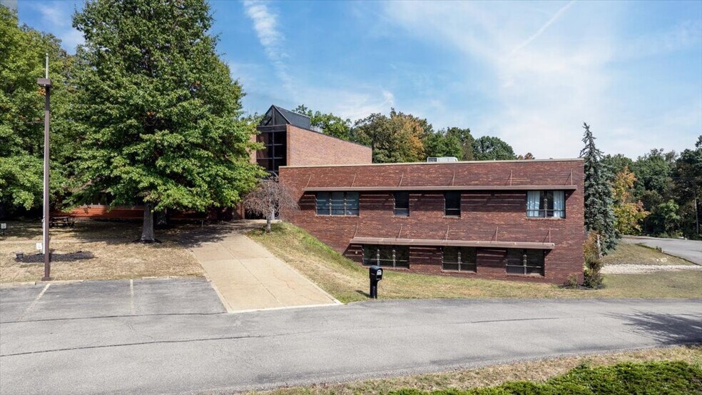 Primary Photo Of 115 Technology Dr, Pittsburgh Medical For Lease